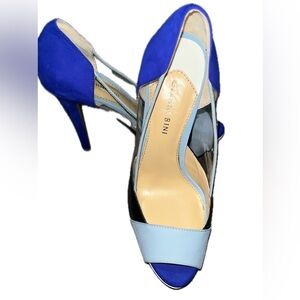 Gianni Bini Stylish Blue and Black Women's Heels, SZ 9M